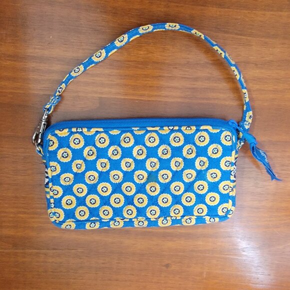 Vera Bradley Rivera Blue Zip Closing/Wristlet /Carryall Holder/ Wristlet. - Picture 3 of 14